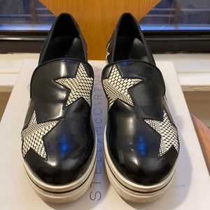 Stella McCartney Platform Shoe with stars. Vegan. No leather.